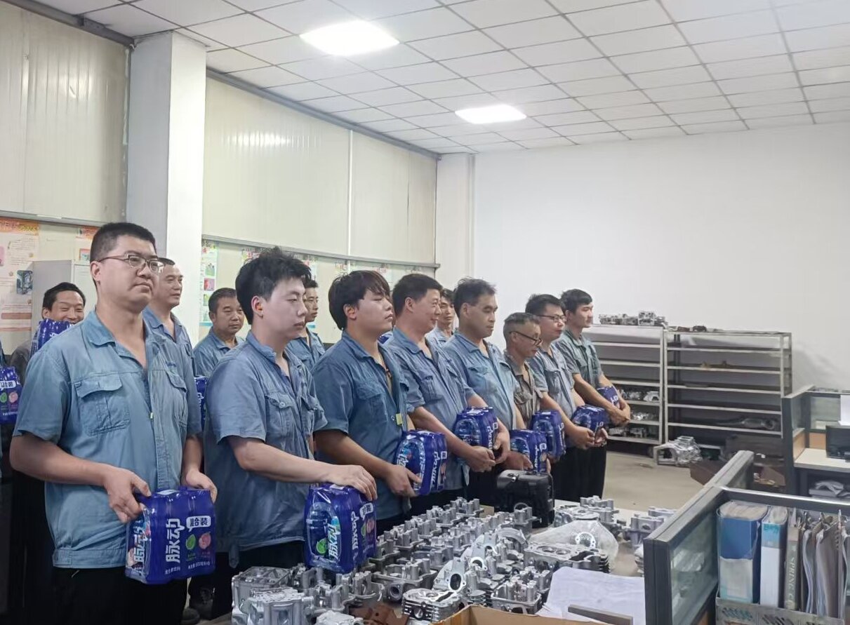 戰(zhàn)高溫、保生產(chǎn)、送清涼